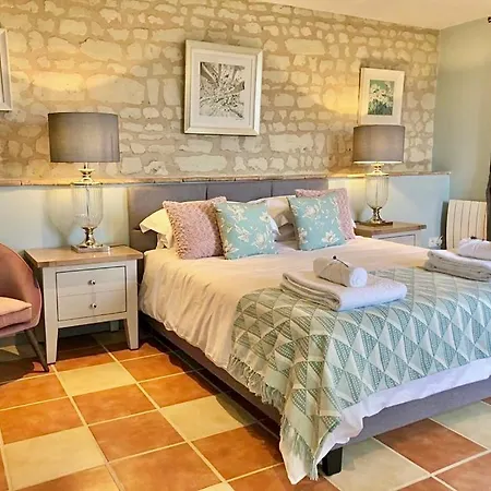 Oda ve Kahvaltı Maison De Lavande 3*