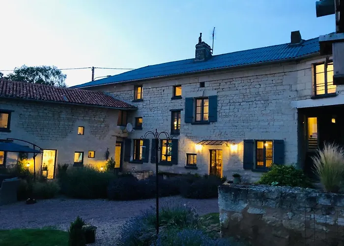 Maison De Lavande Bed and Breakfast 3*